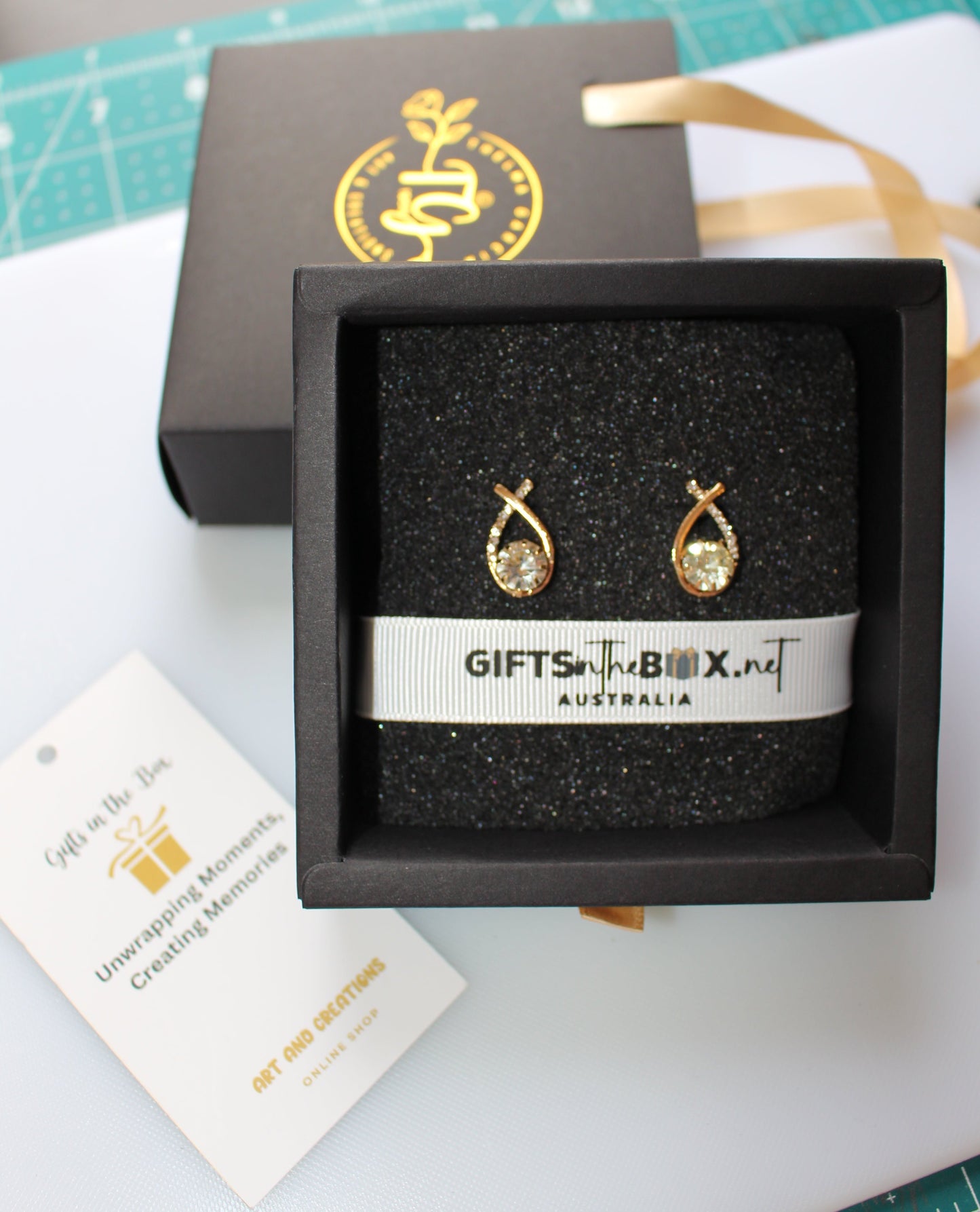Rhinestone Cross Stud Earrings Set