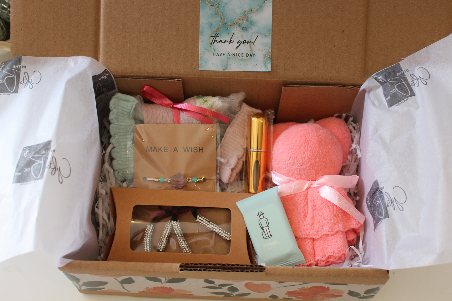 Hand Crafted Gift Box includes Fashion Staples Gift set